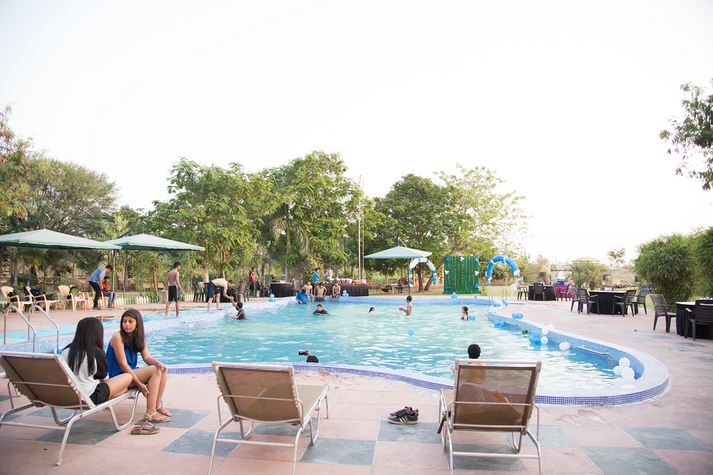 Resort & Amenities