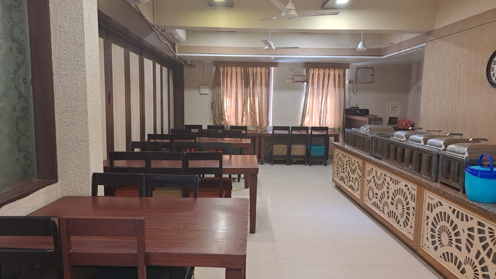 Buffet Dining Area