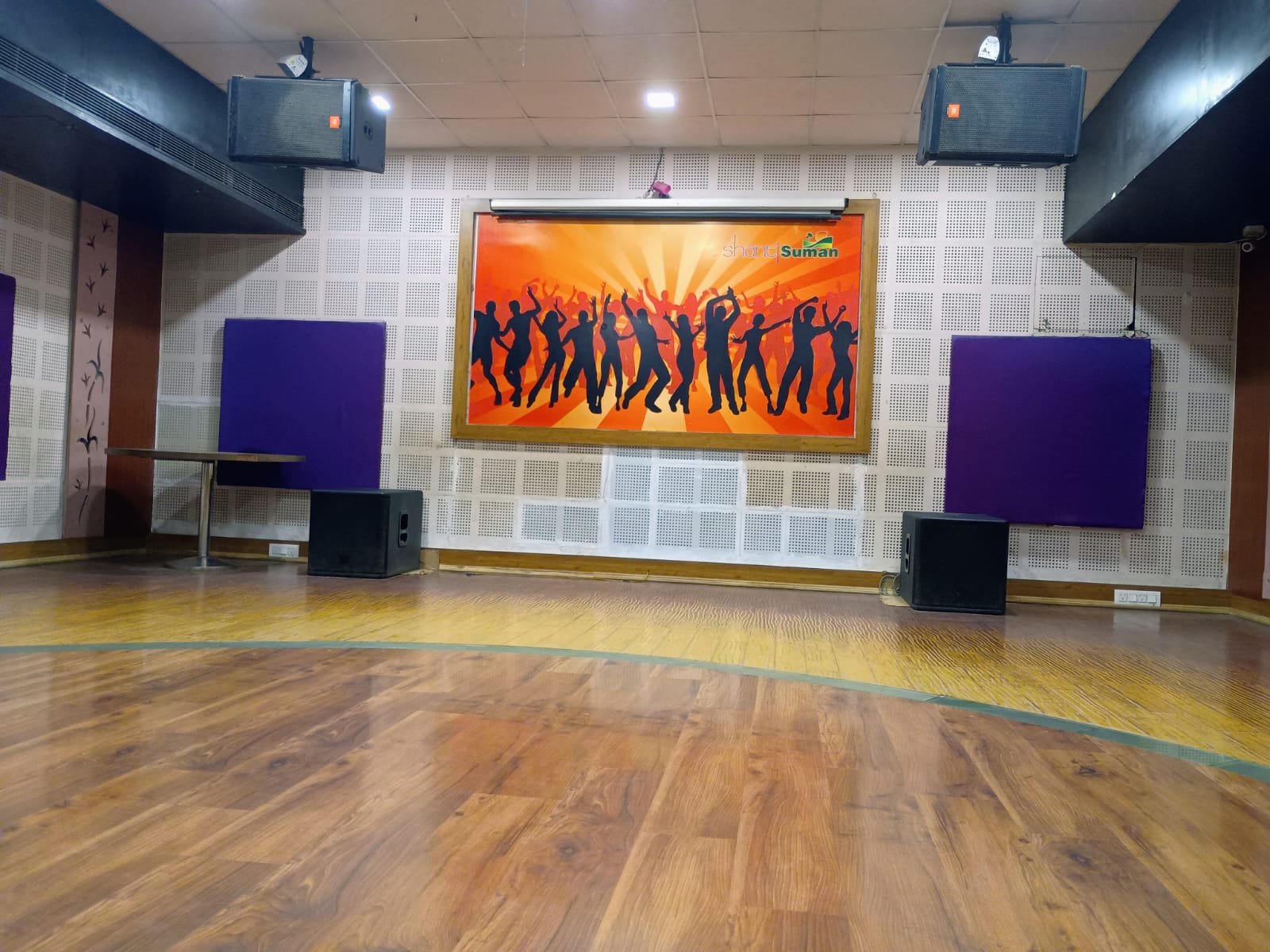 Disco Hall